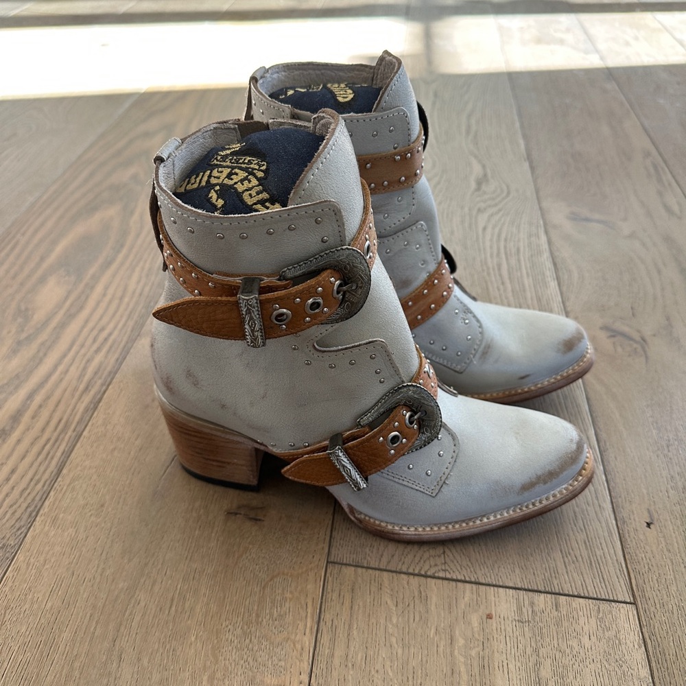 Free bird boots